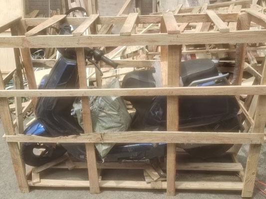 前锋托运电瓶车